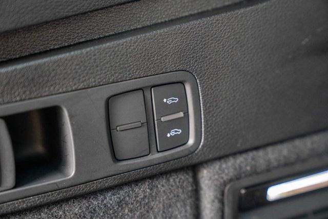 2022 Audi SQ5 Premium Plus