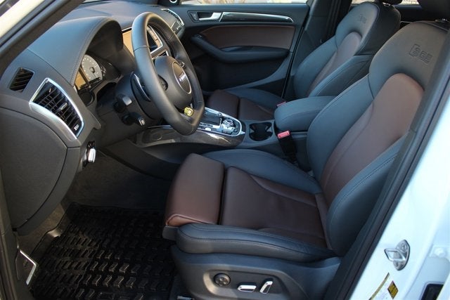 2015 Audi SQ5 Premium Plus