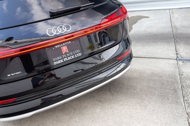 2019 Audi e-tron Premium Plus