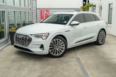 2019 Audi e-tron Prestige