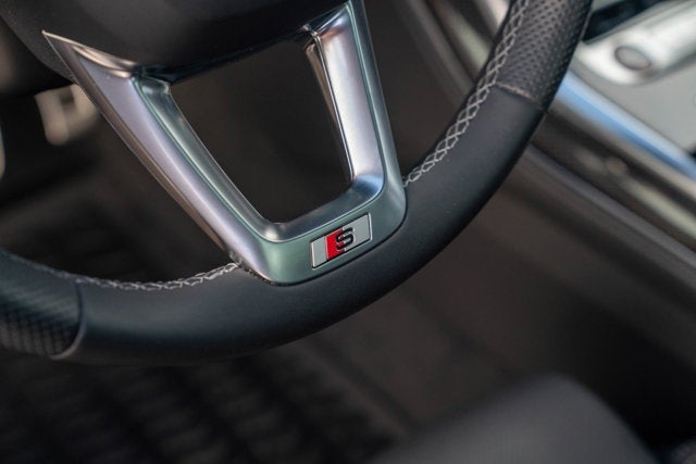 2023 Audi SQ7 Prestige