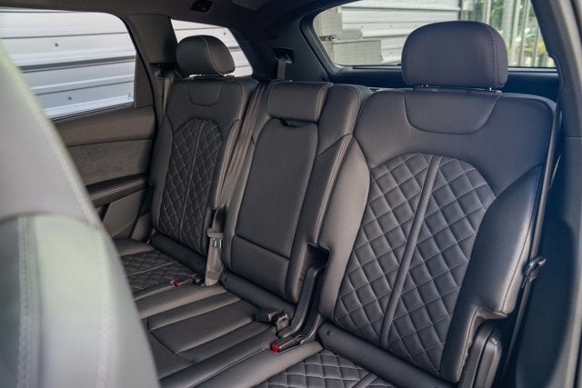 2023 Audi SQ7 Prestige