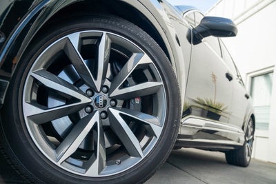 2023 Audi SQ7 Prestige