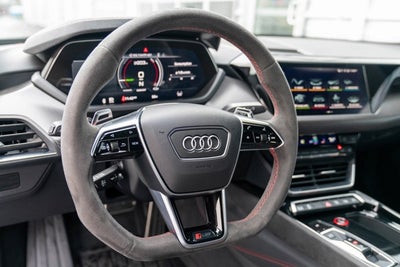 2022 Audi RS e-tron GT quattro