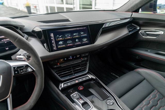 2022 Audi RS e-tron GT quattro