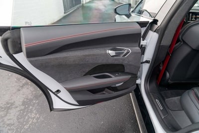 2022 Audi RS e-tron GT quattro