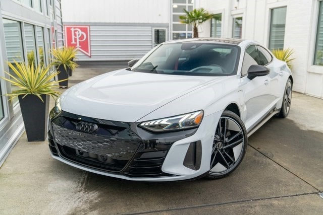 2022 Audi RS e-tron GT quattro