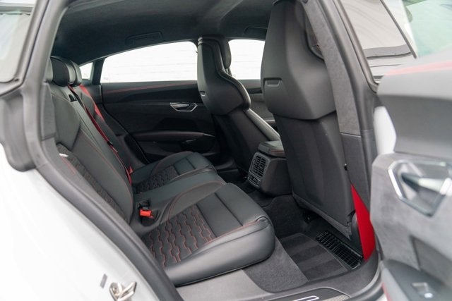 2022 Audi RS e-tron GT quattro