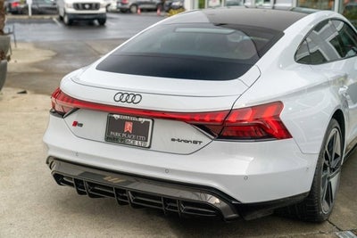 2022 Audi RS e-tron GT quattro