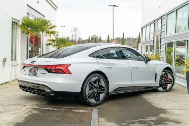 2022 Audi RS e-tron GT quattro