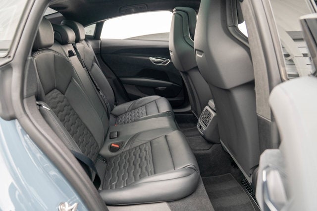 2024 Audi RS e-tron GT quattro