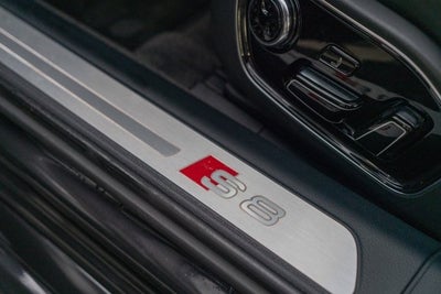 2014 Audi S8 4dr Sdn