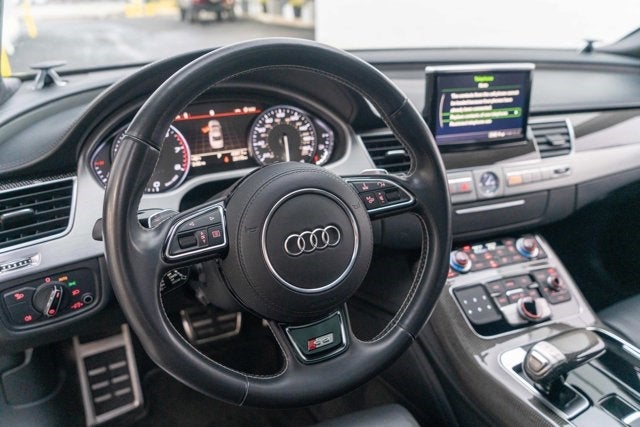 2014 Audi S8 4dr Sdn