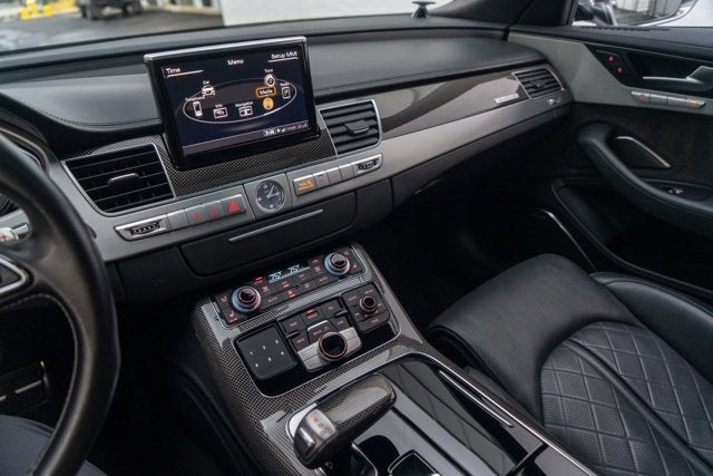 2014 Audi S8 4dr Sdn