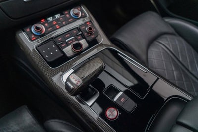 2014 Audi S8 4dr Sdn