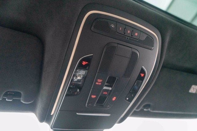 2014 Audi S8 4dr Sdn