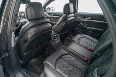 2014 Audi S8 4dr Sdn