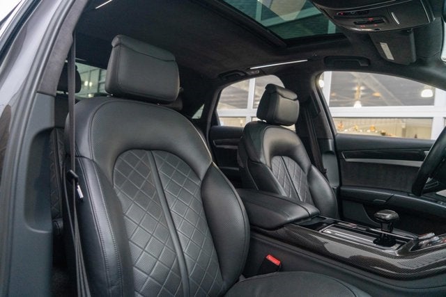 2014 Audi S8 4dr Sdn