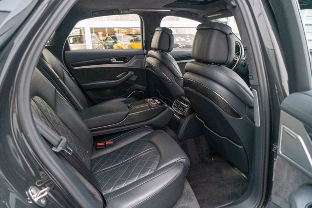 2014 Audi S8 4dr Sdn