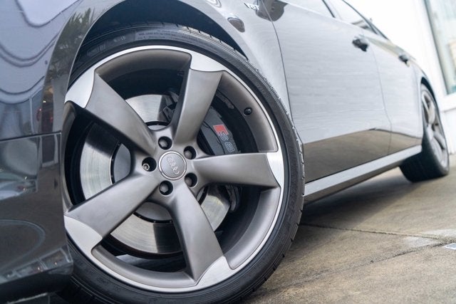 2014 Audi S8 4dr Sdn
