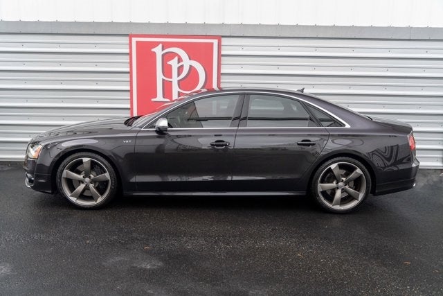 2014 Audi S8 4dr Sdn