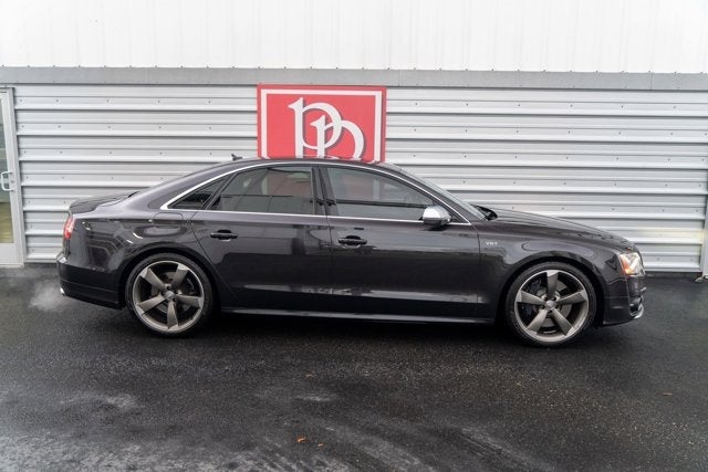 2014 Audi S8 4dr Sdn