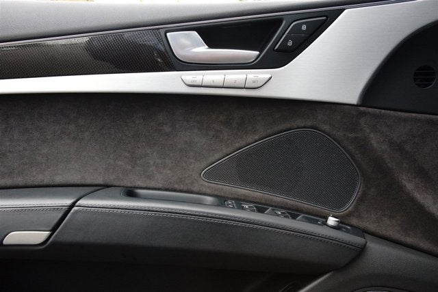 2013 Audi S8 4dr Sdn