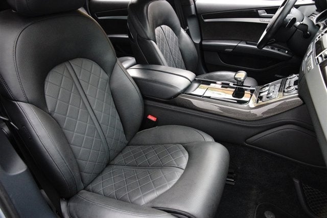 2013 Audi S8 4dr Sdn