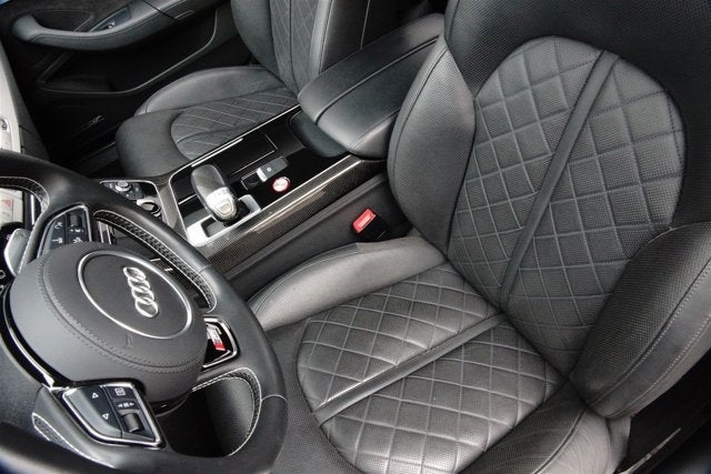 2013 Audi S8 4dr Sdn