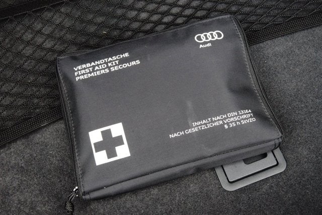 2013 Audi S8 4dr Sdn