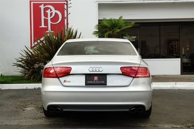 2013 Audi S8 4dr Sdn
