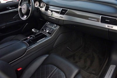 2013 Audi S8 4dr Sdn