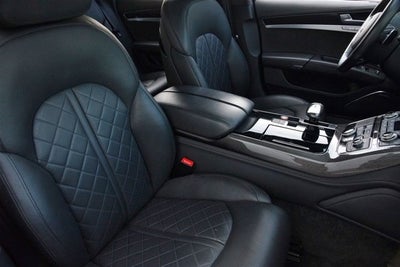 2013 Audi S8 4dr Sdn