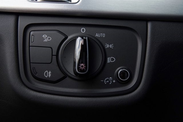 2013 Audi S8 4dr Sdn