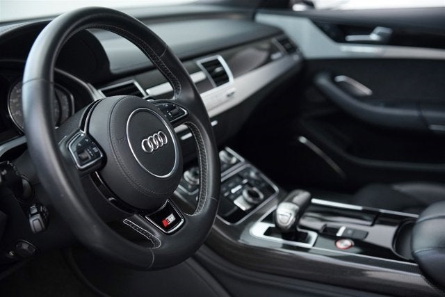 2013 Audi S8 4dr Sdn