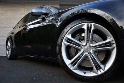 2013 Audi S8 4dr Sdn