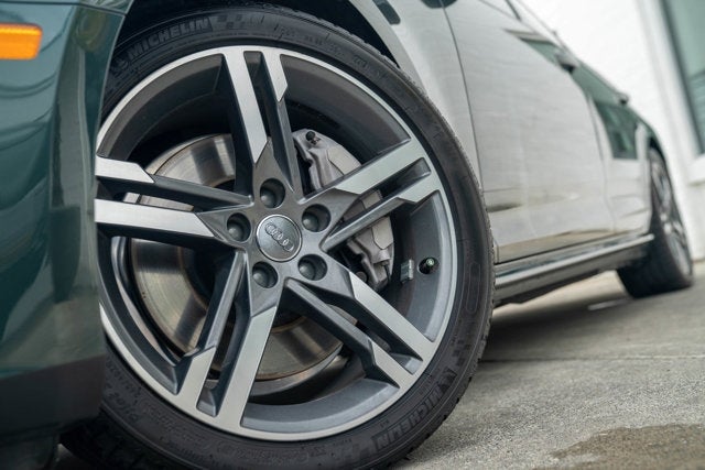 2017 Audi A4 Premium Plus