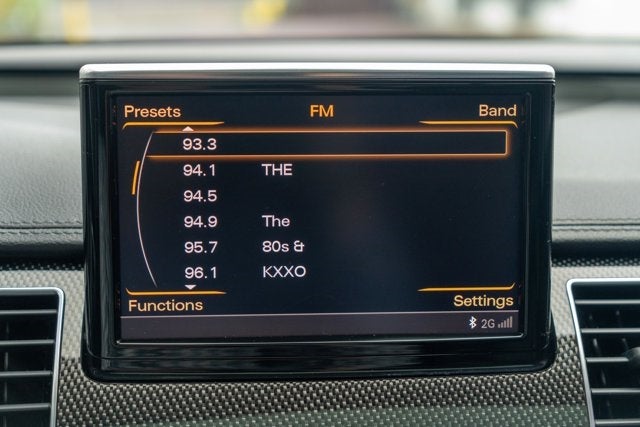 2015 Audi S8 4dr Sdn