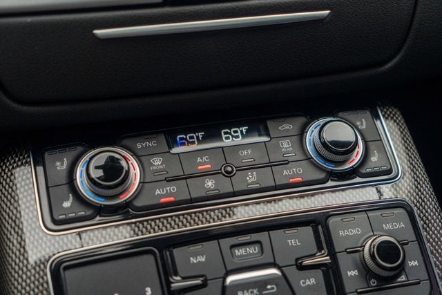 2015 Audi S8 4dr Sdn