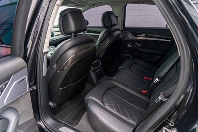 2015 Audi S8 4dr Sdn