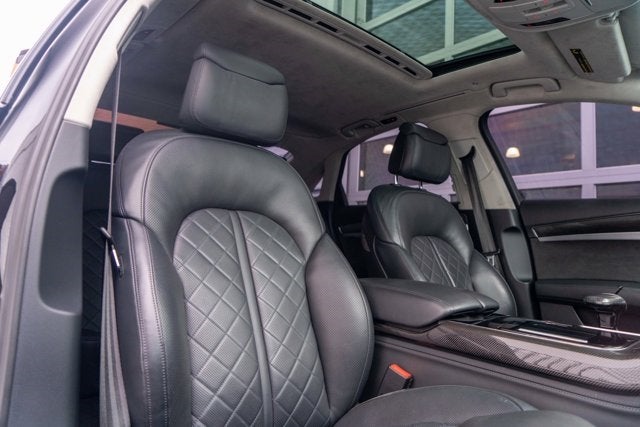 2015 Audi S8 4dr Sdn