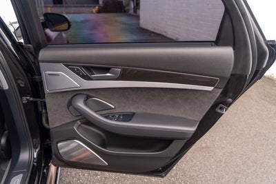 2015 Audi S8 4dr Sdn