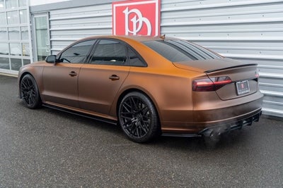 2015 Audi S8 4dr Sdn