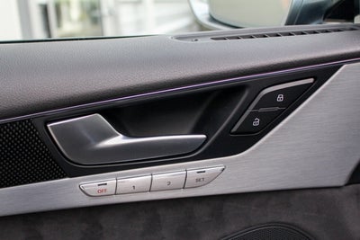 2015 Audi S8 4dr Sdn