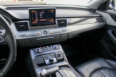 2015 Audi S8 4dr Sdn