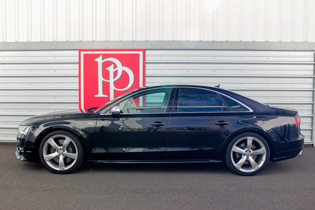 2015 Audi S8 4dr Sdn