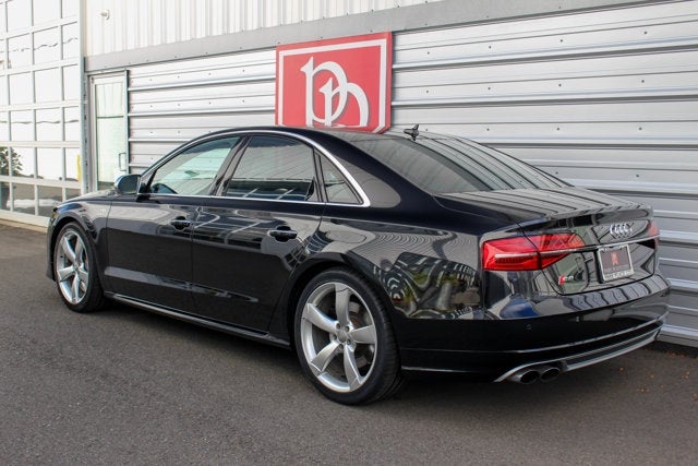 2015 Audi S8 4dr Sdn