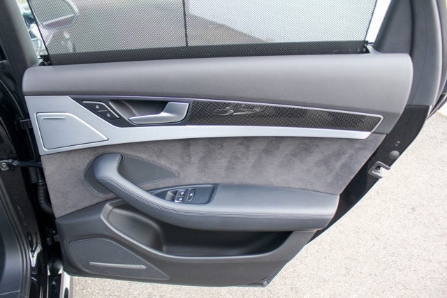 2015 Audi S8 4dr Sdn