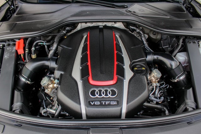 2015 Audi S8 4dr Sdn
