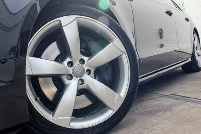 2015 Audi S8 4dr Sdn